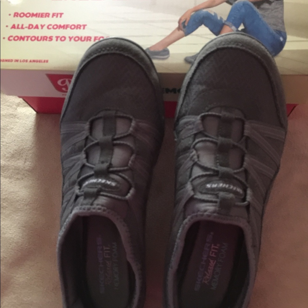 Skechers Move Easy shoes.